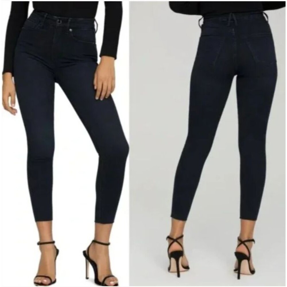 Good American Good Waist Crop Raw Hem Skinny Jeans in Blue 631 size 00/24